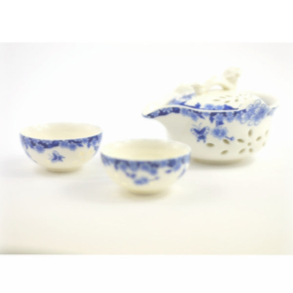 BLUE AND WHITE CHINA GAIWAN