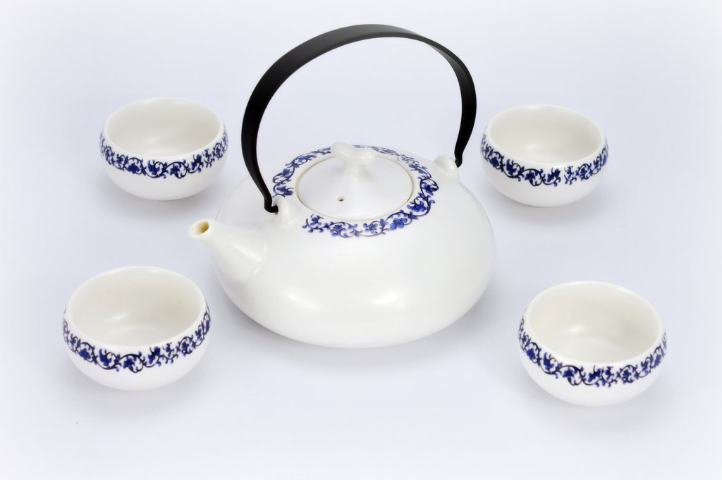 Blue Sky White Snow Gift Set with 100g of tea