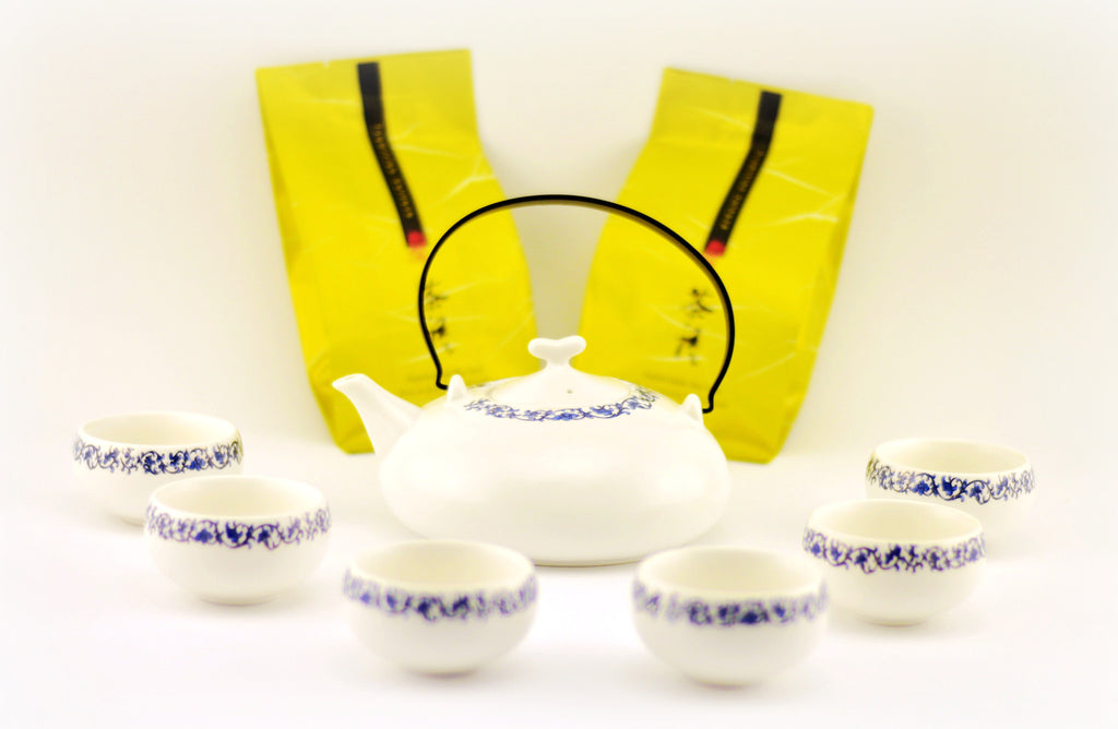 Blue Sky White Snow Gift Set with 100g of tea